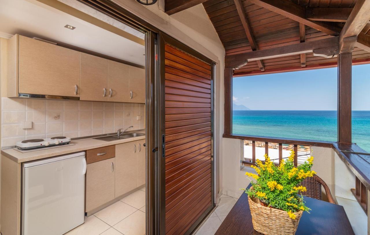 House Kostas On The Beach Sarti Exterior foto